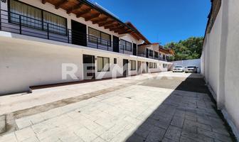 Foto de inmueble en Avenida Toluca, Col. Valle de Bravo C.P. 51200, Valle de Bravo