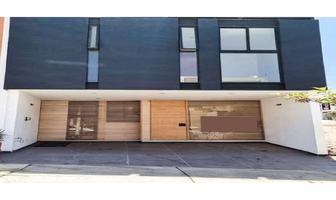 Foto de inmueble en av valle de los imperios, Col. Valle Imperial C.P. 45134, Zapopan