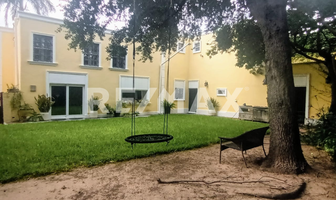 Foto de inmueble en Azucenas, Col. Jardín C.P. 87330, Matamoros