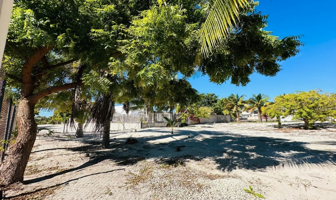 Foto de inmueble en C. 19C, 97336 Chelem, Yuc., Col. Yucalpeten C.P. 97336, Progreso
