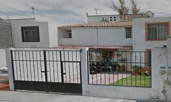 Foto de inmueble en Calle Nuez de Gola, Col. Nogalia C.P. 36680, Irapuato