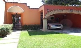 Foto de inmueble en Av. San Diego, San Jeronimo de Ahuatepec, 62330 Cuernavaca, Mor., Col. Delicias C.P. 62330, Cuernavaca