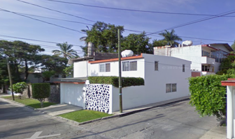Foto de inmueble en El Peñón 713, Manantiales, 62746 Cuautla, Mor. #713, Col. Manantiales C.P. 62746, Cuautla