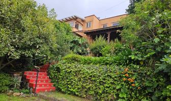 Foto de inmueble en Centro, 61600 Pátzcuaro, Mich., Col. Pátzcuaro Centro C.P. 61600, Pátzcuaro
