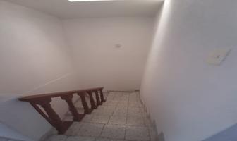 Foto de inmueble en 2ª Priv. Sta. Cilia, zona dos extendida, Vista Alegre 2da Secc, 76074 Santiago de Querétaro, Qro., Col. Vista Alegre 2a Secc C.P. 76074, Querétaro