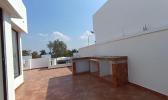 Foto de inmueble en C. de los Doctores, Lomas de Jiutepec, Jiutepec, Mor. #s/n, Col. Tezontepec C.P. 62566, Jiutepec