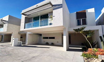 Foto de inmueble en Residencial La Vista, 76146 Qro., Col. La vista Residencial C.P. 76146, Corregidora