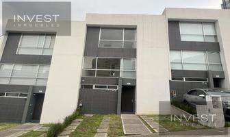 Foto de inmueble en  , Col. Bosque Real C.P. 52774, Huixquilucan