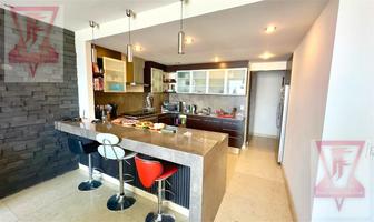 Foto de inmueble en  , Col. Bosque Real C.P. 52774, Huixquilucan