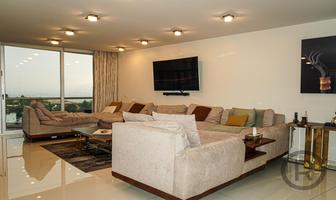 Foto de inmueble en  , Col. Bosque Real C.P. 52774, Huixquilucan