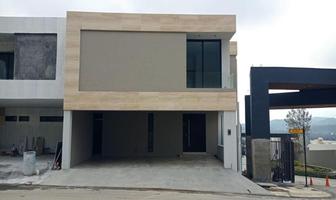 Foto de inmueble en , Col. Bosques de las Misiones Sector Encino C.P. 67302, Santiago