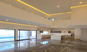 Foto de inmueble en , Col. Bosques de las Misiones Sector Encino C.P. 67302, Santiago
