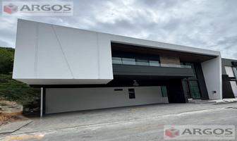 Foto de inmueble en  , Col. Bosques de las Misiones Sector Encino C.P. 67302, Santiago