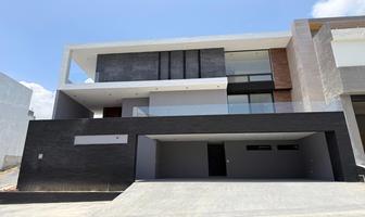 Foto de inmueble en  , Col. Bosques de las Misiones Sector Encino C.P. 67302, Santiago