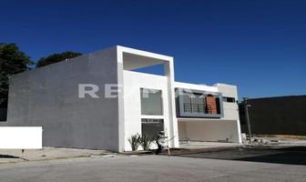 Foto de inmueble en Boulevard de los Reyes Fracc. Kinara, Col. San Bernardino Tlaxcalancingo C.P. 72820, San Andrés Cholula