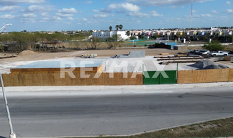 Foto de inmueble en Boulevard Paseo de las Castellanas, Col. Quinta Real C.P. 87345, Matamoros