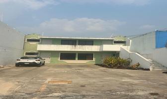 Foto de inmueble en BUGAMBILIAS, Col. Xcumpich C.P. 97204, Mérida