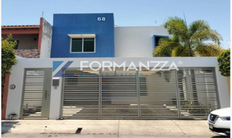 Foto de inmueble en C. Ónix #68, Esmeralda Norte, Colima, Col. Villas Colinas C.P. 28017, Colima