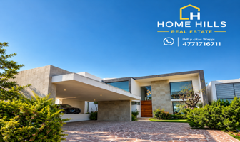 Foto de inmueble en Country Club Gran Jardín, Blvd. Country Club Gran Jdn., 37134 León de los Aldama, Gto., Col. Porta Toscana C.P. 37134, León