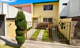 Foto de inmueble en C. 7-A 38, Bosques Amalucan, 72310 Heroica Puebla de Zaragoza, Pue. #38, Col. Conjunto Habitacional San Andrés C.P. 72310, Puebla