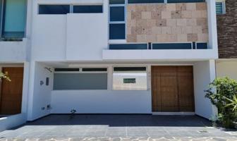 Foto de inmueble en Avenida Del Bosque Real, Col. Valle Imperial C.P. 45134, Zapopan
