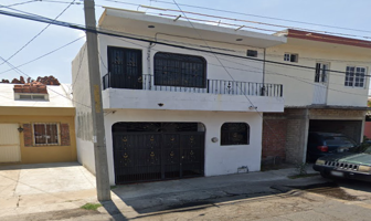 Foto de inmueble en Villas del Río, 28973 Cdad. de Villa de Álvarez, Col., Col. Santa Teresa C.P. 28973, Villa de Álvarez