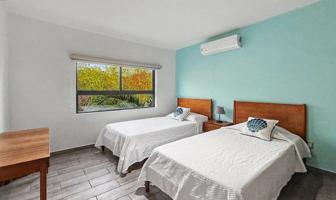 Foto de inmueble en C. los Caracoles, 77726 Playa del Carmen, Q.R., Col. Encuentro C.P. 77726, Solidaridad