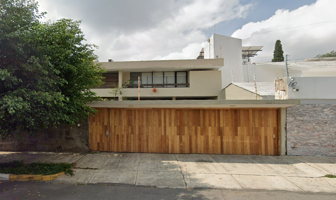 Foto de inmueble en Avenida Aztlán #s/n, Col. Ciudad Del Sol C.P. 45050, Zapopan