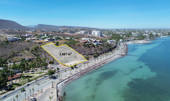 Foto de inmueble en P.º Malecón, Zona Central, 23000 La Paz, B.C.S., Col. Zona Central C.P. 23000, La Paz