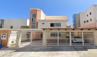 Foto de inmueble en NIZUC #20, Col. Villas Tropicales C.P. 77500, Benito Juárez