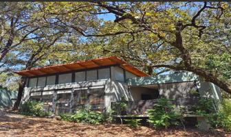 Foto de inmueble en Cedros #s/n, Col. Los Ocotes C.P. 62520, Tepoztlán