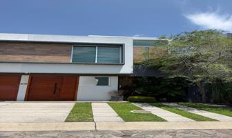 Foto de inmueble en Av. Camino Real a Colima 889, Haciendas La Candelaria, 45600 San Agustín, Jal. #889, Col. Santa Anita Camino Real C.P. 45600, San Pedro Tlaquepaque
