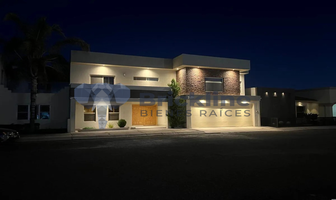 Foto de inmueble en Calle 1a Sur, Col. Haciendas del Valle C.P. 33090, Delicias