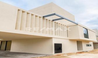 Foto de inmueble en c 39, Col. Temozon Norte C.P. 97302, Mérida