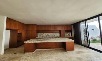 Foto de inmueble en calle 4, Col. Temozon Norte C.P. 97302, Mérida