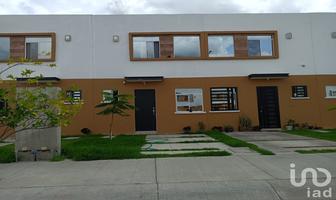 Foto de inmueble en C. Alcornoque, Col. El Rosal C.P. 36595, Irapuato