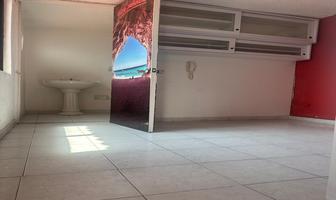 Foto de inmueble en Calle Encinos, Col. Jardines de San Mateo C.P. 53240, Naucalpan de Juárez