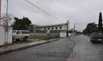 Foto de inmueble en CALLE NEGRETE, COL. SANTIAGO DE LA PEÑA, Col. Santiago de La Peña C.P. 92770, Tuxpan