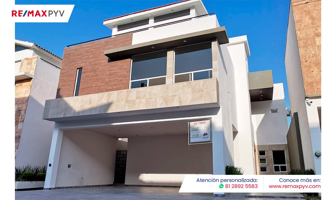 Foto de inmueble en calle, Col. Valles de Cristal C.P. 64990, Monterrey