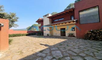 Foto de inmueble en camino a cerro gordo, Col. Avándaro C.P. 51200, Valle de Bravo