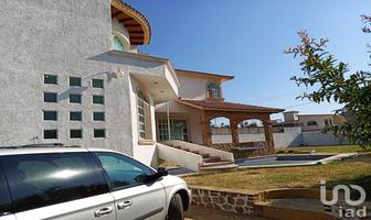Foto de inmueble en Camino Real Paraìso esquina con calle de las Flores, Col. Jardines de Tlayacapan C.P. 62544, Tlayacapan