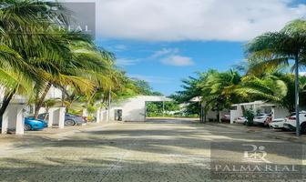 Foto de inmueble en  , Col. Cancún (Internacional de Cancún) C.P. 77569, Benito Juárez