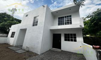 Foto de inmueble en  , Col. Candelario Garza Ampliación C.P. 89505, Ciudad Madero