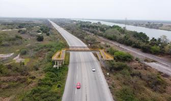Foto de inmueble en Carretera Valles-Tampico s/n frente a lagartomania, Col. Santa Elena C.P. 92018, Pánuco