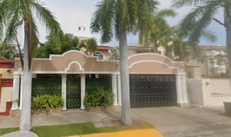 Foto de inmueble en C. Pelícanos 118, Marina Vallarta, 48450 Puerto Vallarta, Jal. #118, Col. Centro Tomatlán C.P. 48450, Tomatlán