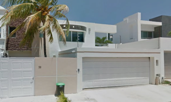 Foto de inmueble en Rcda. Isla Blanca 38, 77505 Cancún, Q.R. #38, Col. Supermanzana 16 C.P. 77505, Benito Juárez