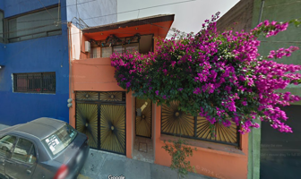 Foto de inmueble en 3 de Mayo, San Juan Xalpa, 09850 Ciudad de México, CDMX, Col. San Juan Xalpa C.P. 09850, Iztapalapa