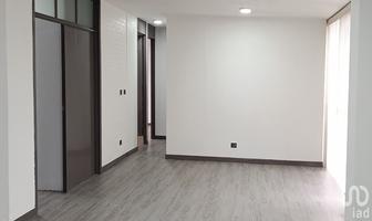 Foto de inmueble en Cda. José A. Villaseñor Sánchez #114, Col. Ciudad Satélite C.P. 53100, Naucalpan de Juárez