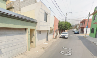 Foto de inmueble en C. 5, Comerciantes, Santiago de Querétaro, Qro. #0Int. 0, Col. Comerciantes C.P. 76087, Querétaro