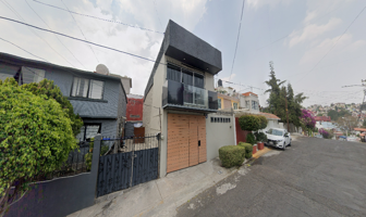 Foto de inmueble en Acerina 32, Pedregal de Atizapan, 52948 Cdad. López Mateos, Méx. #32, Col. El Pedregal de Atizapán C.P. 52948, Atizapán de Zaragoza